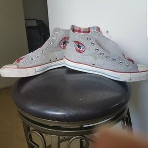 Vintage 9.5 Converse Chuck Taylor Hightops Plaid